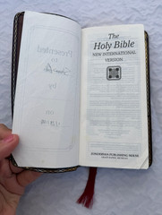 NIV Trimline Pocket Bible New Testament 1984 Burgundy Leather Red Lettered Gilt
