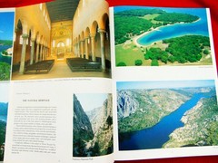 THE CROATIAN ADRIATIC ~ LAURANA LTD ~ HB & DUST COVER ~ RARE BOOK ~NEW