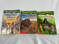 Lot of 3 Magic Tree House Books: # 10, #18, #26