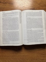 Defending the Faith Study Bible : NKJV New King James Version by Dave Miller and