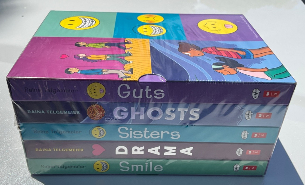 Raina Telgemeier Collection Box Set (Smile, Drama, Sisters, Ghosts, Guts) New!