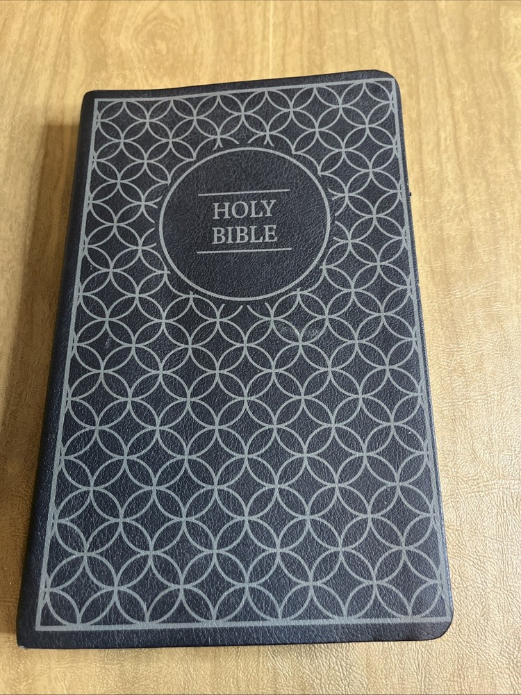 NIV Thinline Holy Bible Black Pattern Leathersoft 2011 Zondervan Good Condition