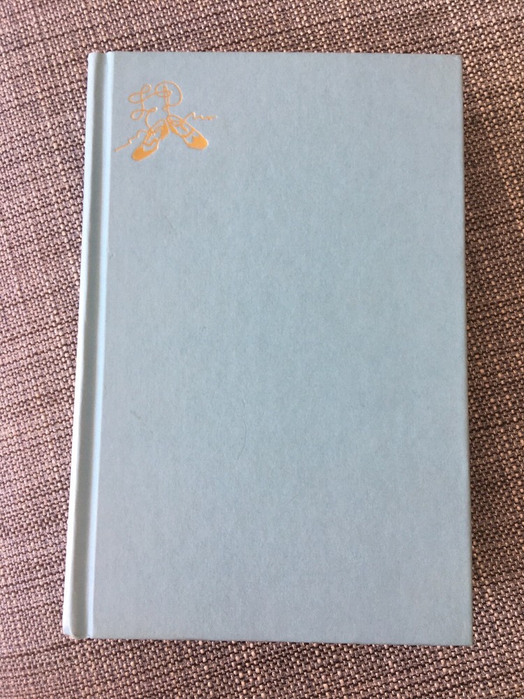 Lena Dunham Hardcover 1st Edition Book Not That Kind Of Girl