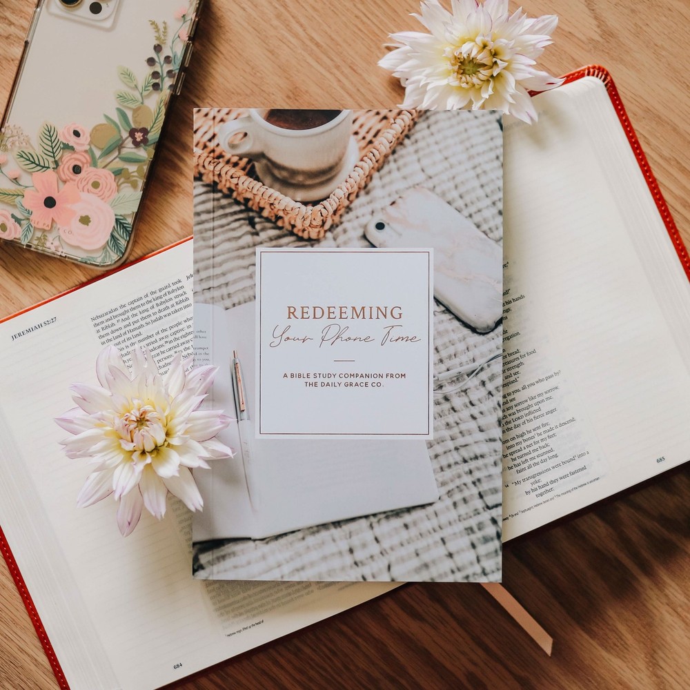 The Daily Grace Co Redeeming Your Phone Time Booklet