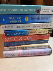 Beach Reads Women’s Fiction Lot 8 Hilderbrand Mary Kay Andrews Colleen Hoover