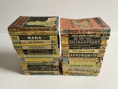 Lot of 32 Vintage 1940s Pocket Books Edition Paperbacks
