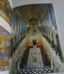 ALBI THE EPISCOPAL CITY PAPERBACK BOOK 2011 48 PAGES 6.5 X 9.5 IN
