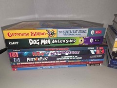 LOT OF 22 KIDS GRAPHIC NOVELS