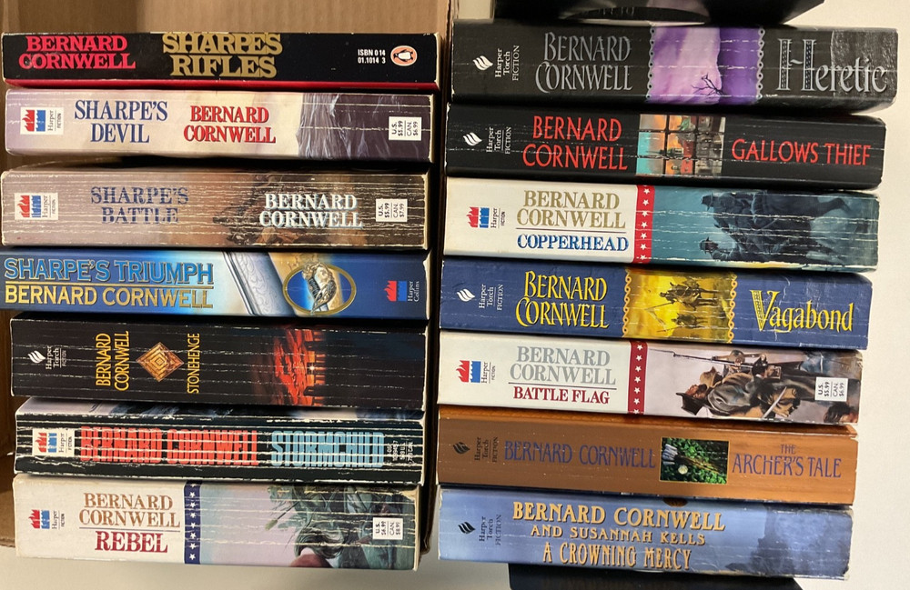 Bernard Cornwell PB lot of 14 A Crowning Mercy Battle Flag Gallows Thief Triumph