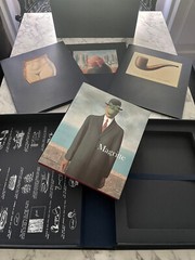 NEW MINT RARE DELUXE LTD ED #309 CLAMSHELL René Magritte: The Blue Box PAINTING
