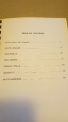 1993 „Sunday Dinner at Grandmom’s” Cookbook by Christel Ellis – 112+ Pages