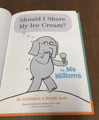 Elephant & Piggie Book Should I Share My Ice Cream? Mo Willems Signed w/ Sketch!