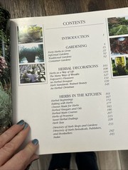 Herbs Garden, Decorations & Recipes Hard Cover 1985 244 Pages Color