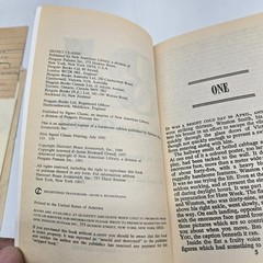 George Orwell: 1984 & Animal Farm Paperback Signet Classic