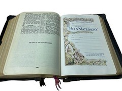 Holy Bible KJV Leather National Bible Press Bold Face Type Reference Edition