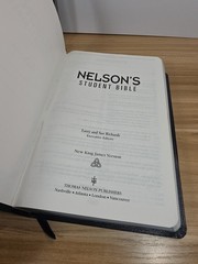 NELSON’S STUDENT BIBLE NEW KING JAMES VERSION By Larry Richards & Sue Richards