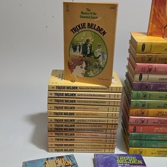 Trixie Belden Hardcover Book Lot Mystery Series Kenny/Campbell Ages 9-12