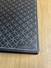 NIV Thinline Holy Bible Black Pattern Leathersoft 2011 Zondervan Good Condition