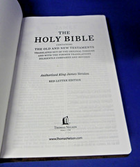 The Holy Bible The Old & New Testament King James Version Red-Letter Edition EC