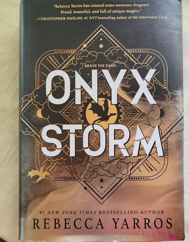 Onyx Storm By Rebecca Yarros – Exclusive Edition Hardcover – 1 reader