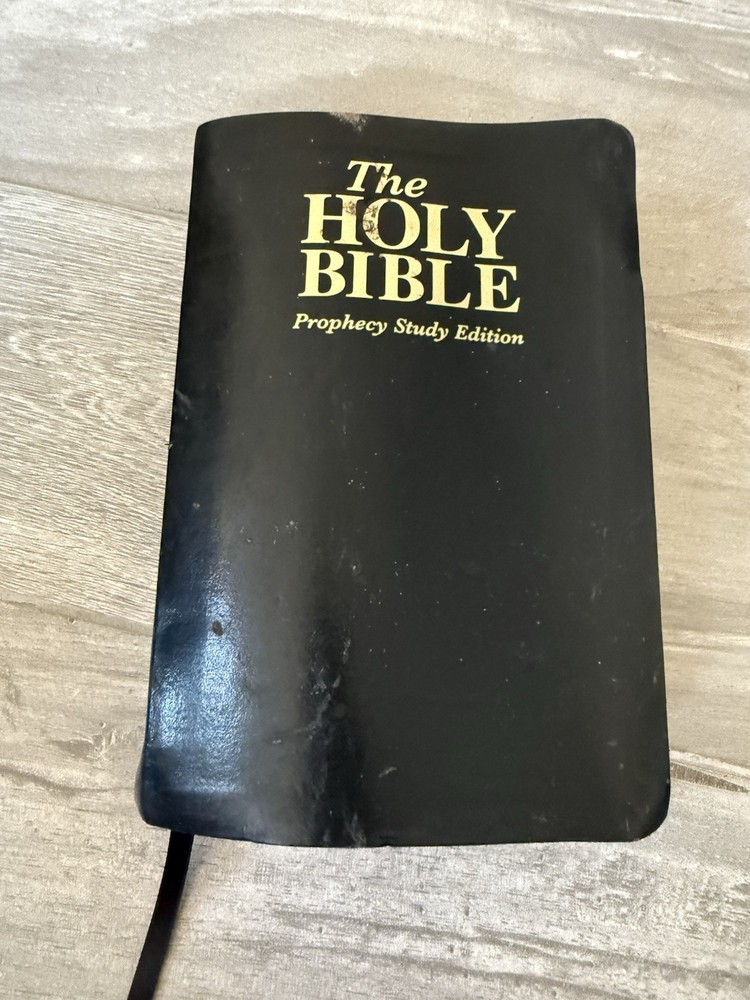 ✝️ The Prophecy Study Bible – Holy Bible Leather Cover 2008 NKJV New King James