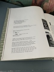THE LOOK BOOK By Leo Rosten & Gardner Cowles – Hardcover
