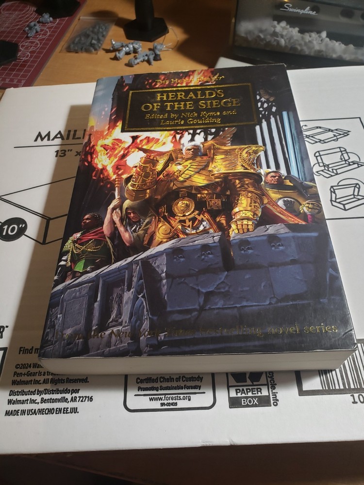 Heralds of the Siege – The Horus Heresy – Edited by Various Authors MMPB