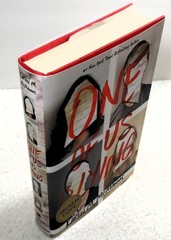 ONE OF US IS LYING – Karen M. McManus (SIGNED 2017 Hardcover, 1st Ed/1st Print)