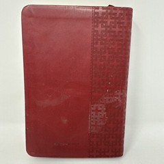 Compact Slimline Edition Holy Bible New Living Translation Tyndale House 6 1/4″