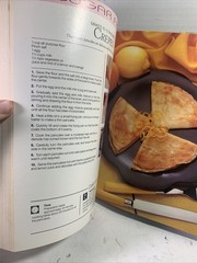 VTG Light & Easy Cookbook Recipe Healthy Eating 334 Page Hardcover 1992