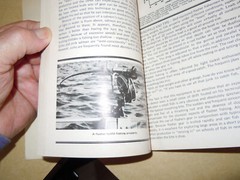 VINTAGE 1973 ” SALTWATER FISHING in WASHINGTON ” PAPERBACK BOOK – 198 PAGES