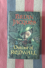 Outcast of Redwall Brian Jacques HCDJ 1st Edition First Printing 1996 Like New
