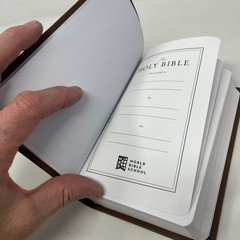 The Bible World Bible School Study Edition – Thomas Nelson 2018 NKJV Leather