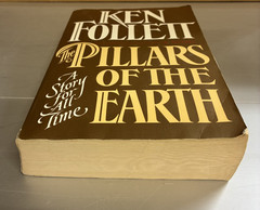 Pillars of the Earth by Ken Follet SIGNED Trade PB 1989