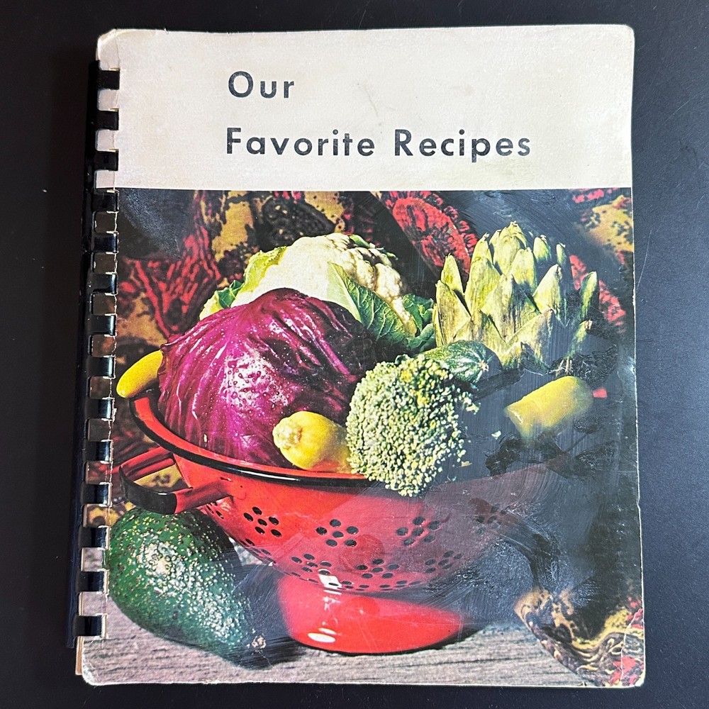 Vintage Church Cookbook 144 Pages Fresno, CA „Our Favorite Recipes” 1972