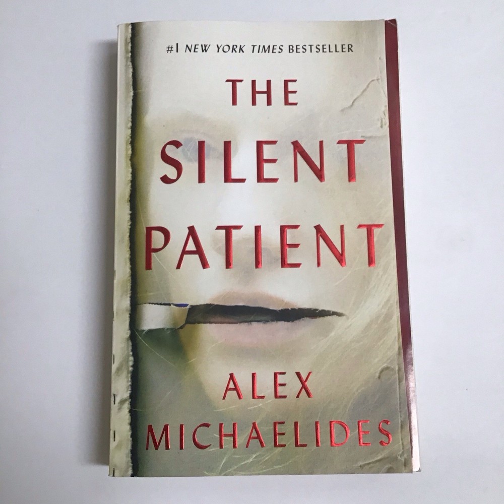 The Silent Patient by Alex Michaelides Paperback Book SIGNED AUTOGRAPHED Kristin