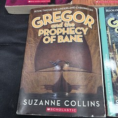 THE UNDERLAND CHRONICLES Series 1-5 set PB Lot Gregor Bane Curse Marks Claw