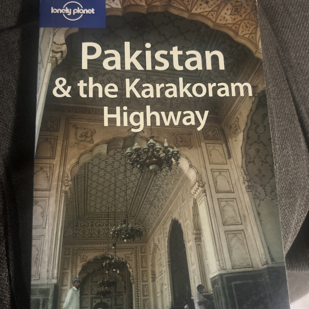 Pakistan and the Karakoram Highway by Lonely Planet (2004, Trade Paperback)
