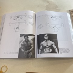 Encyclopedia Modern Bodybuilding Arnold Schwarzenegger weight lifting vintage