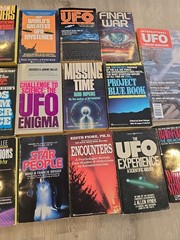 27 Old Vintage UFO Flying Saucer Paperback Book Lot Conspiracy Alien Final War