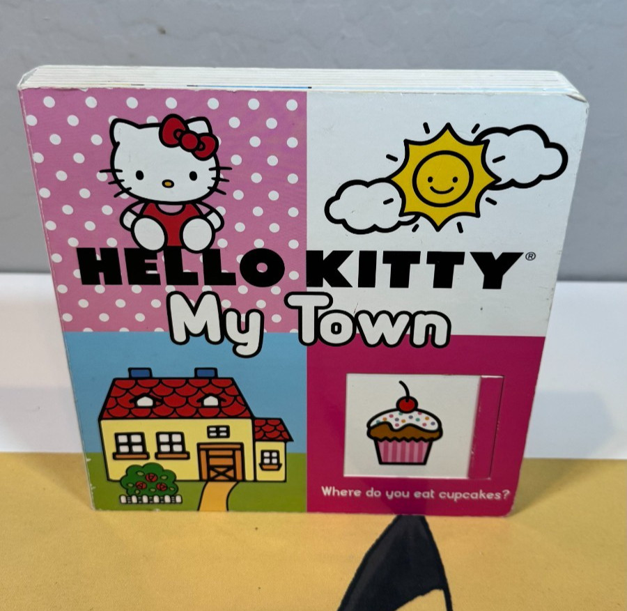 Hello Kitty: My Town Slide and Find by Roger Priddy (2014, Children’s Board…