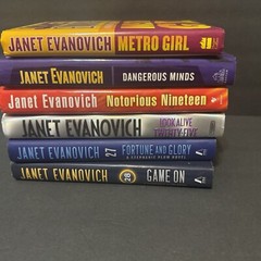 Lot Of 6 HC JANET EVANOVICH BOOKS Mixed Lot See Photos For Titles