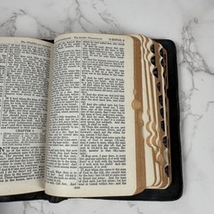 HOLY BIBLE King James Version Self Pronouncing Index 1940s National Bible Press