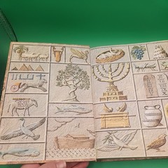 Vintage 1965 The Children’s Bible Book Hardcover God Religion 510 Pages