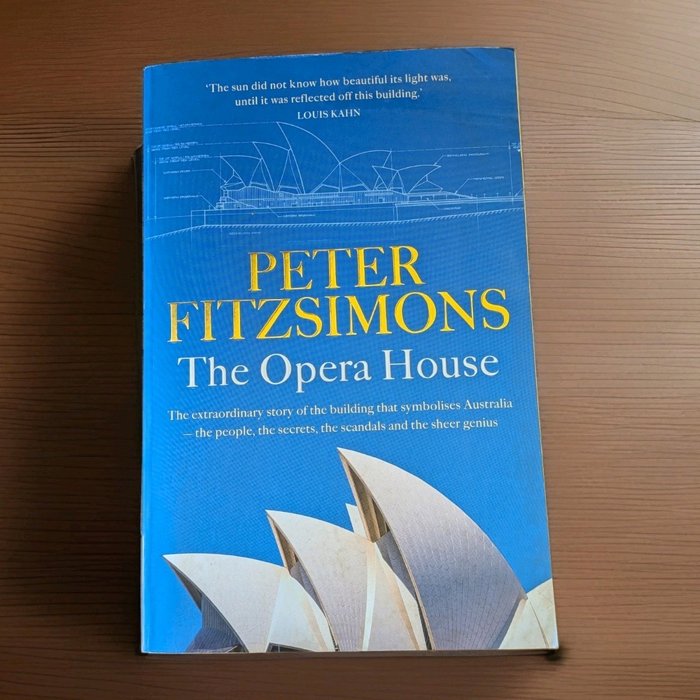 Book Opera House by Peter FitzSimons Australian history 2022 Uk-Trade Paper