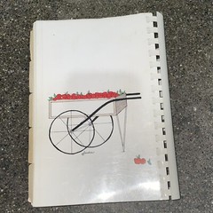 VTG Cookbook JFK High School Kennedy Seattle, WA Mothers’s Cookbook 1981 Nice