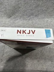 Thomas Nelson Giant Print Holy Bible (NKJV) – Aqua