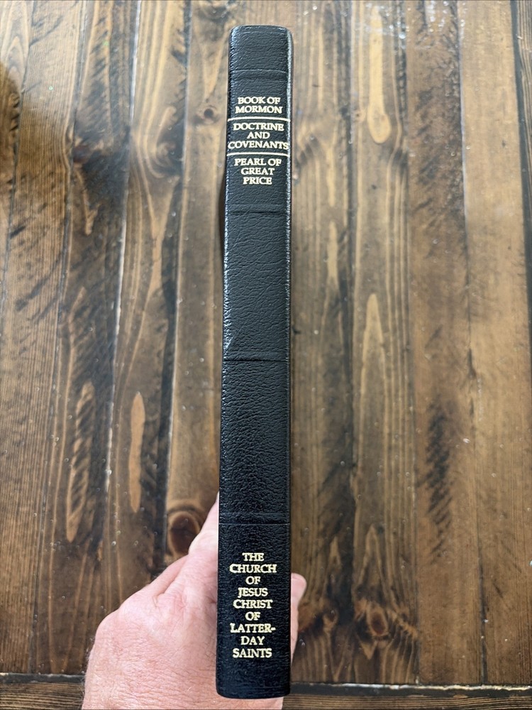 2006 Black Simulated Leather Large Print LDS Triple 9-1/2” X 6-1/4” Clean!