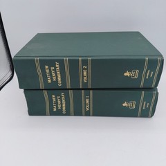Complete In 2 Volumes MATTHEW HENRYS COMMENTARY ON THE WHOLE BIBLE REVELL BOOKS