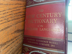 The New Century Dictionary Deluxe Illustrated Edition 1957 VGC